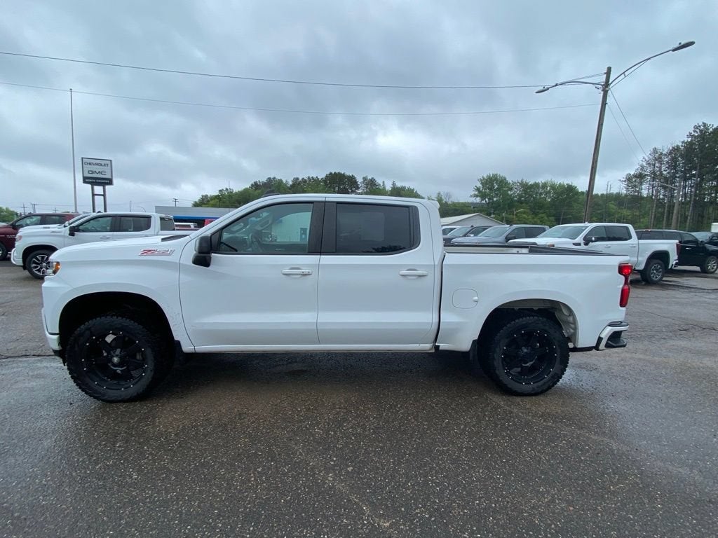 2020 Chevrolet Silverado 1500 — rear three-quarter view