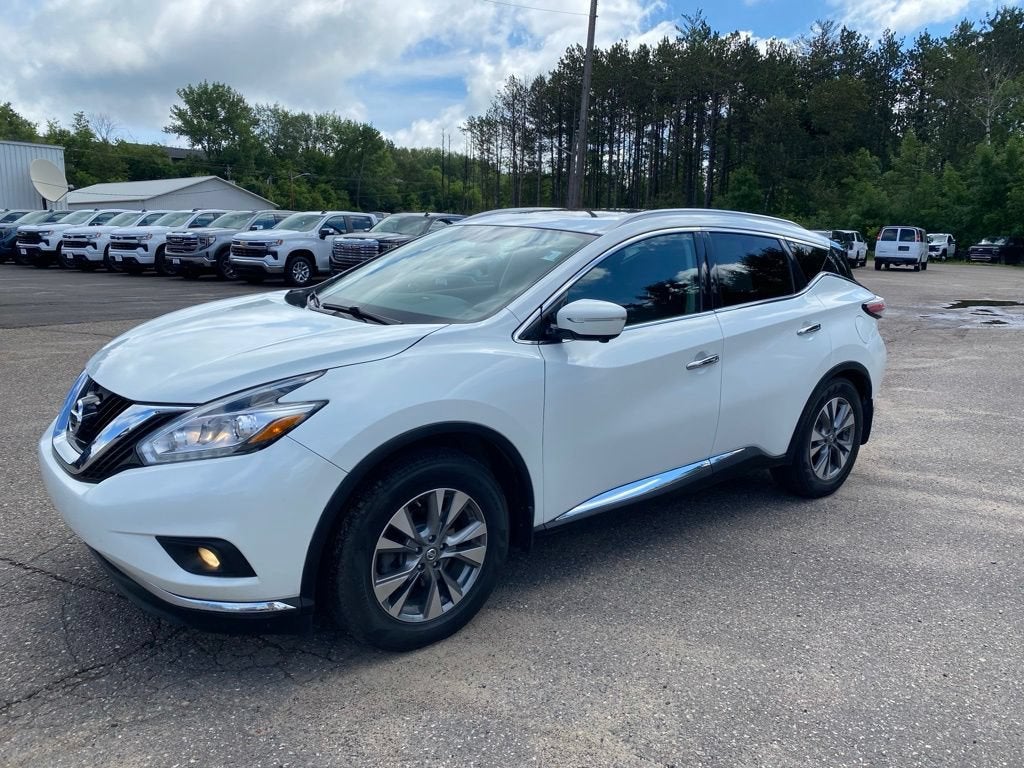 2015 Nissan Murano S in White — front three-quarter view