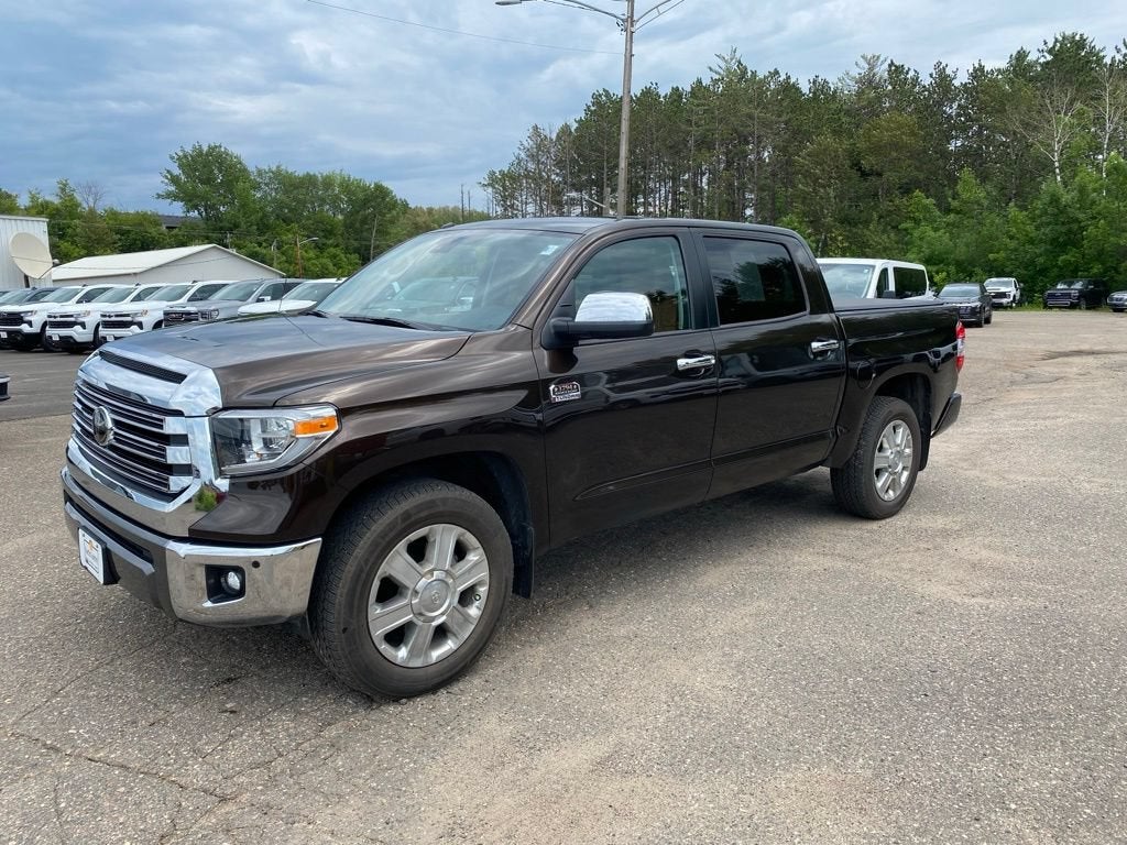2019 Toyota Tundra 4WD SR5 in Bronze — front three-quarter view